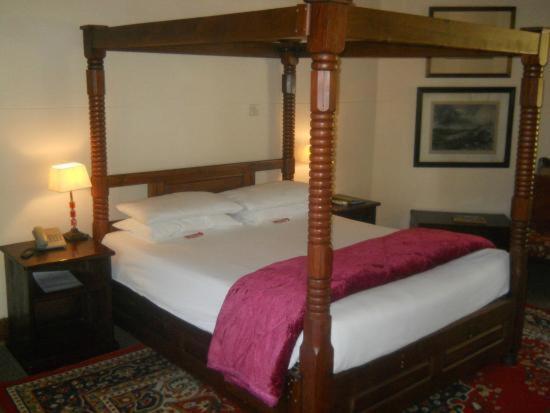 Rhodes Nyanga Hotel Juliasdale ภายนอก รูปภาพ